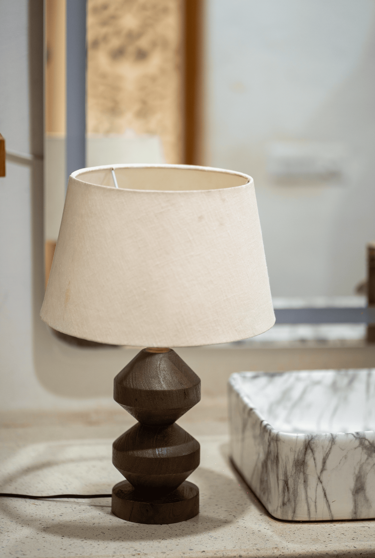 Avelis Wall light