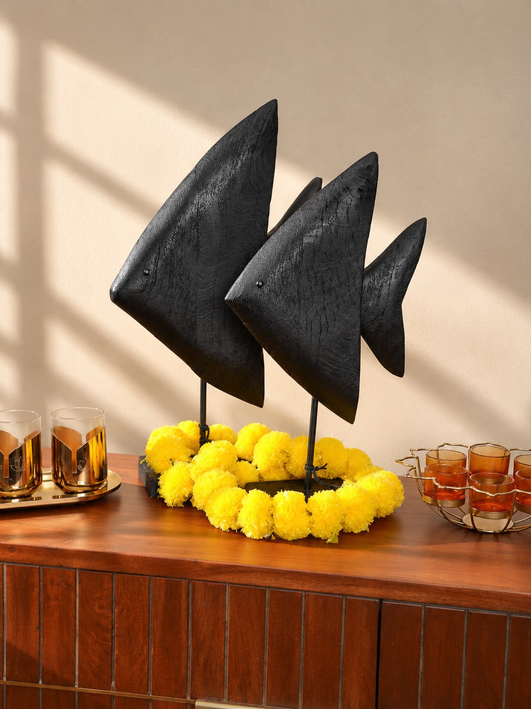 Mela Angelfish on stand
