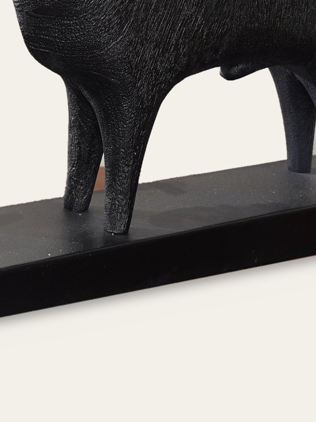 Mela Bull Sculpture: legs and base, image 6