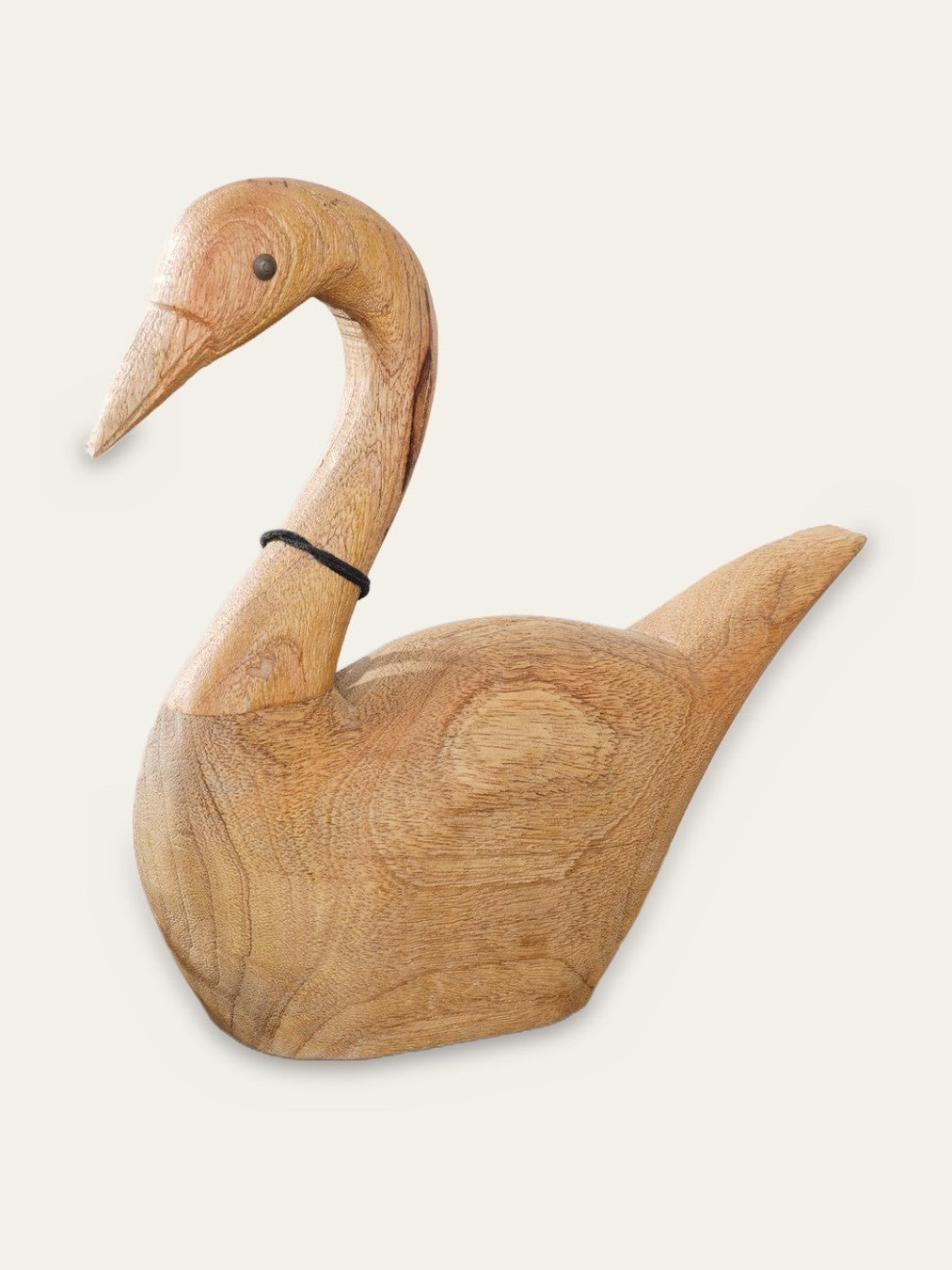 Mela Swan Sculpture, image 2