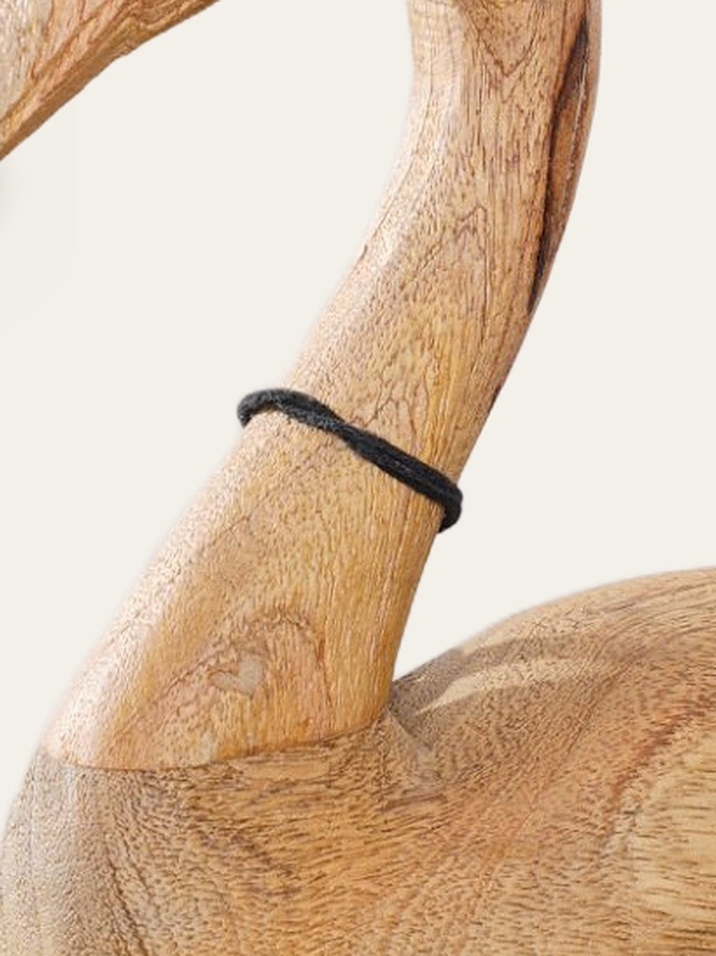 Mela Swan Sculpture: cord at the neck, image 4